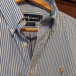 Ralph Lauren Men's Button Down Shirt ( Size M)